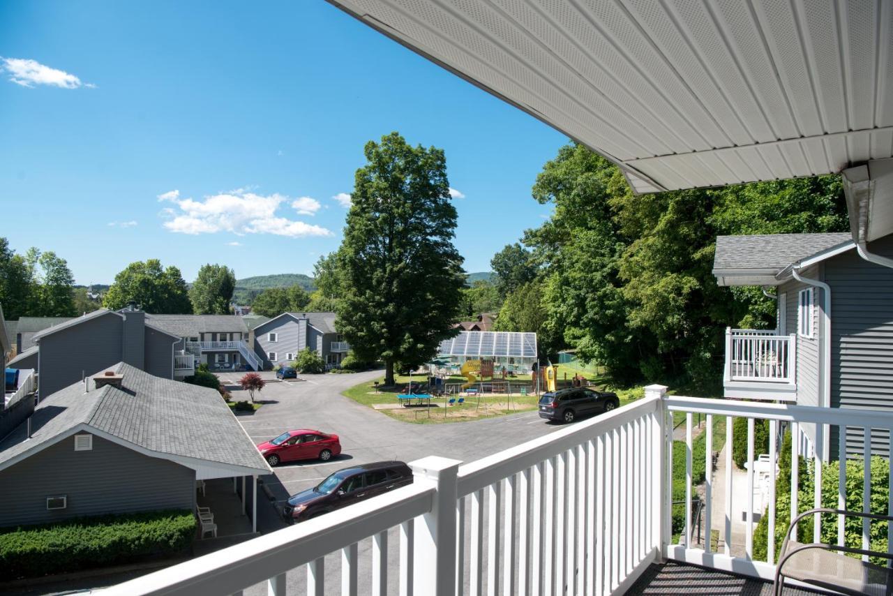 Americas Best Value Inn & Suites Lake George Bagian luar foto